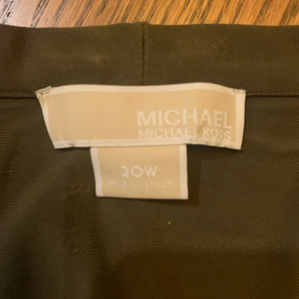 MICHAEL KORS plus faux-wrap dress - Picture 4 of 4